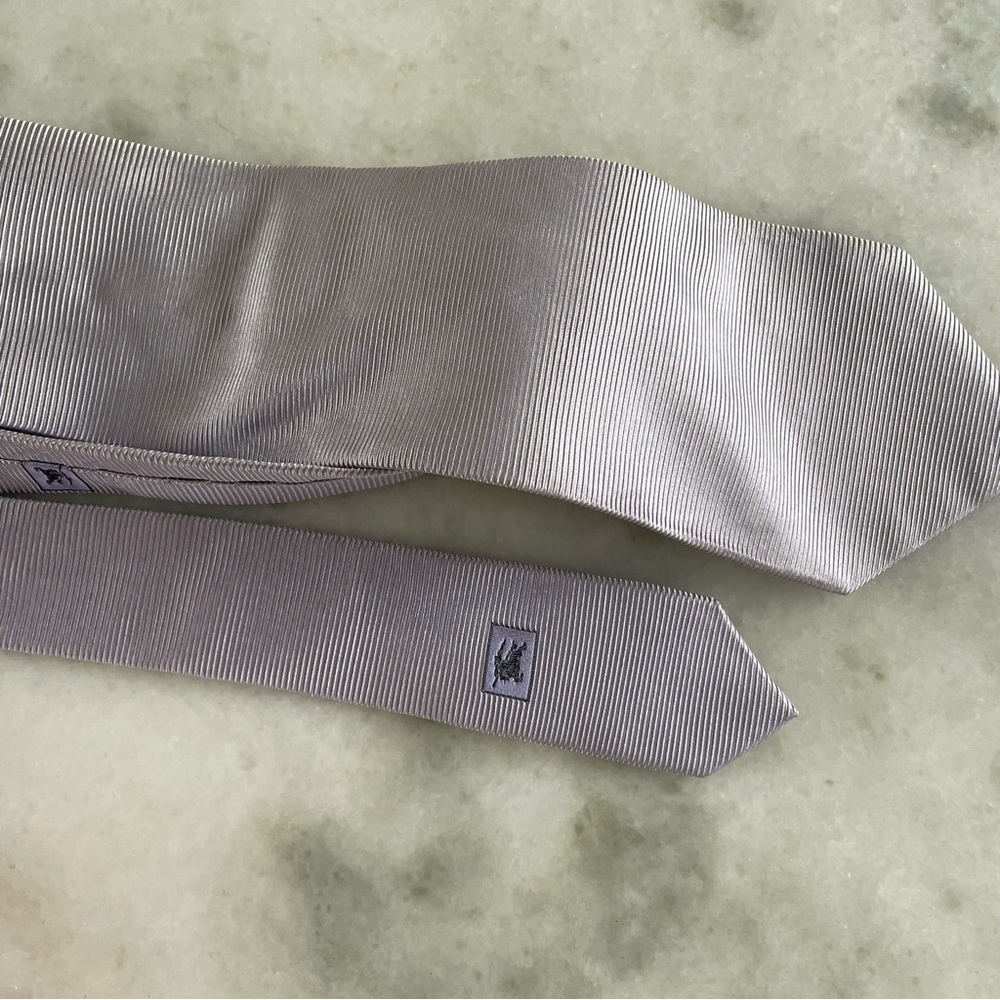 Burberry London Pale Lavender Tie - Picture 2 of 9